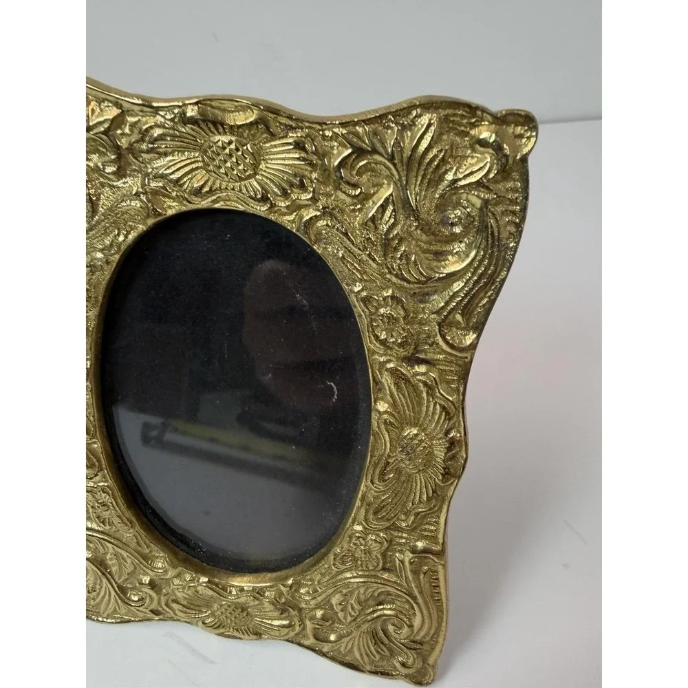 Brass Picture Photo Frame Floral Design Vintage Home Decor Fits 3x4
